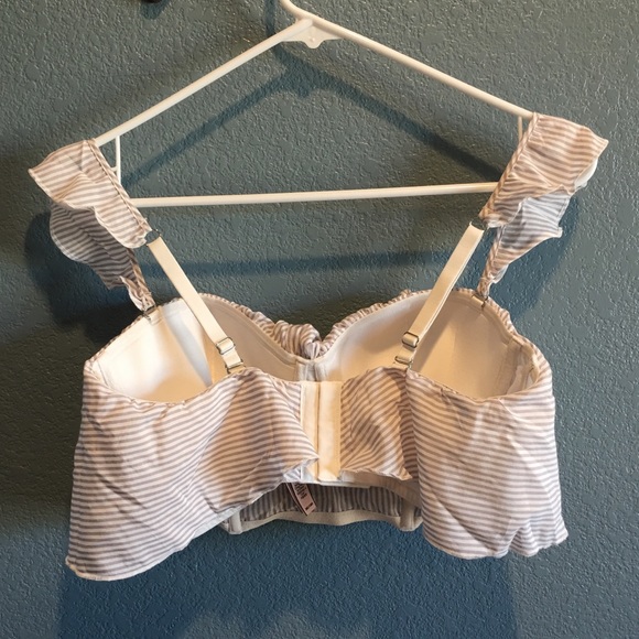 VS Ruffle Bandau - Picture 2 of 2
